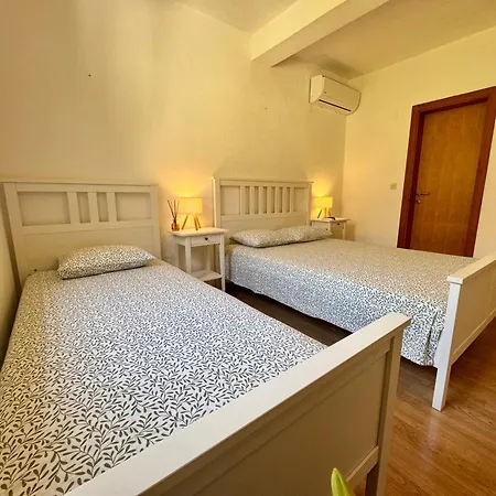 Elvira 3* Gradac (Split-Dalmatia)