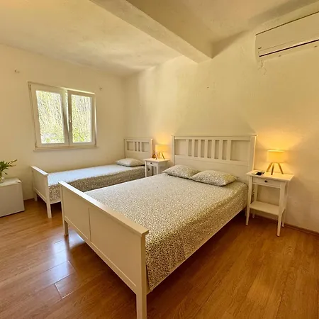 Elvira Gostinjska kuća