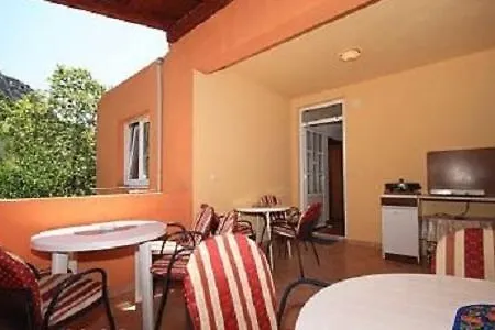 Elvira Gostinjska kuća Gradac (Split-Dalmatia)