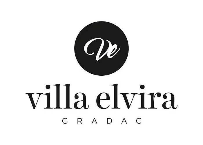 Elvira بيت ضيافة غراداك